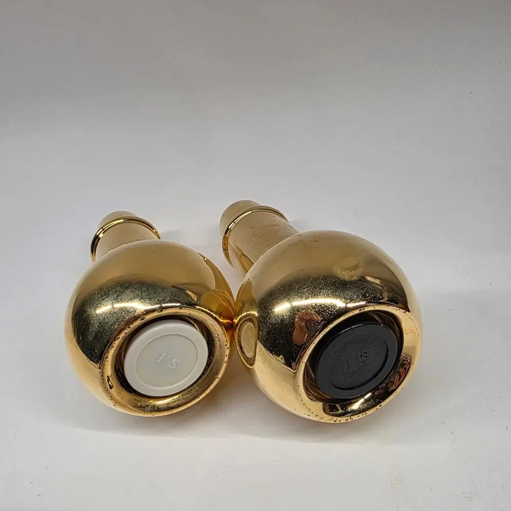 Unknown vintage gold